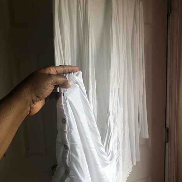 DKNY Snap and Wrap Sweatet - Picture 5 of 8